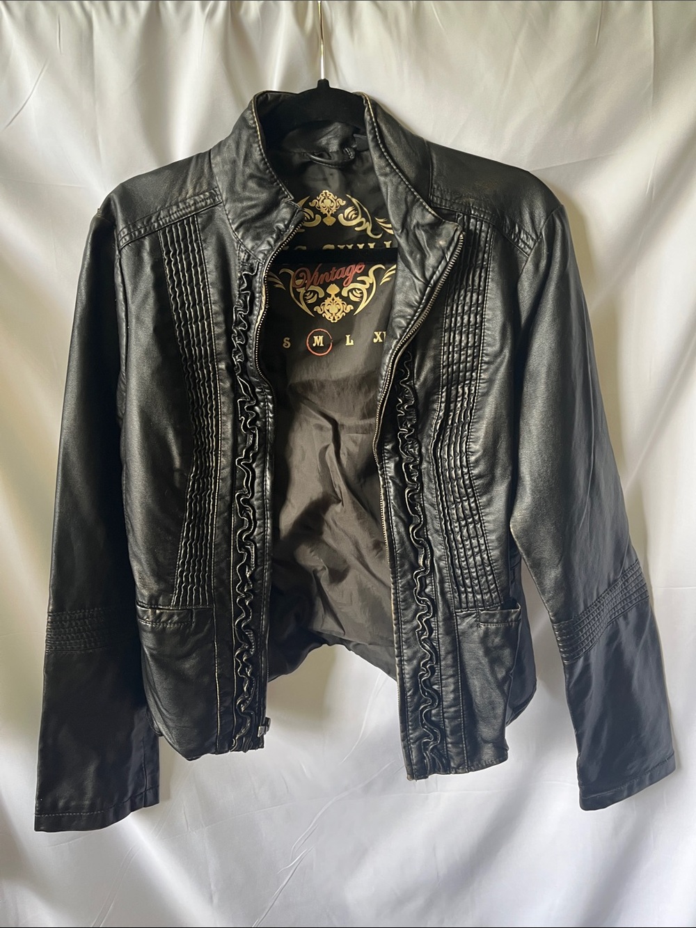 Vintage-Inspired Black Leather Jacket - Women's